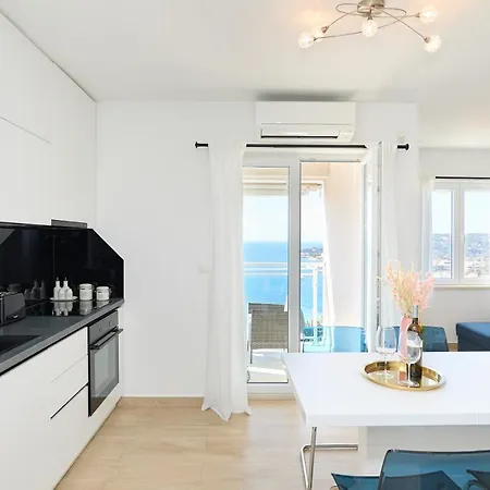 Iris Sea View - Free Beach Parking *