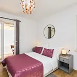 Iris Sea View - Free Parking *